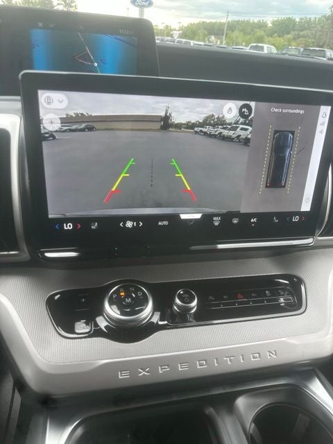 2027 Ford Expedition Active