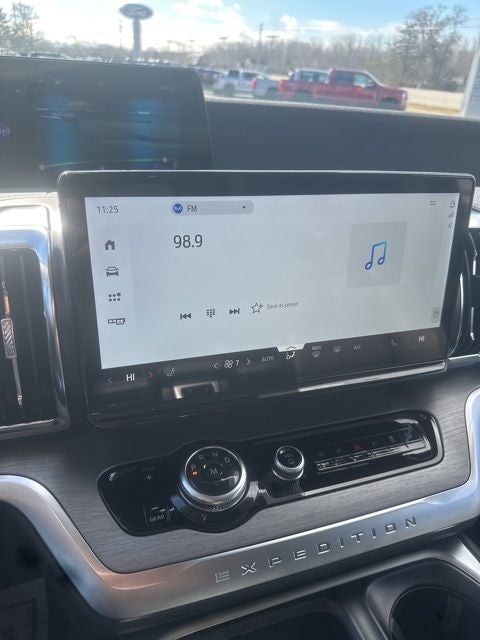 2026 Ford Expedition Platinum®