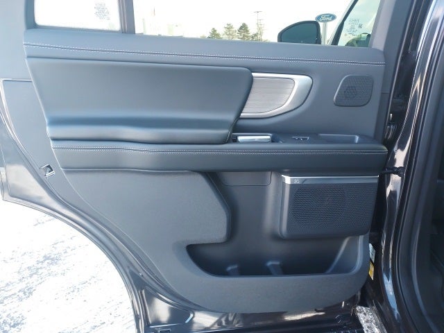 2025 Ford Expedition Platinum®