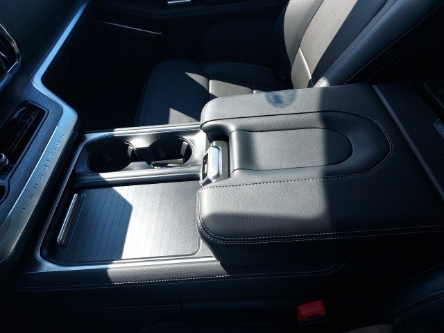 2026 Ford Expedition Platinum®