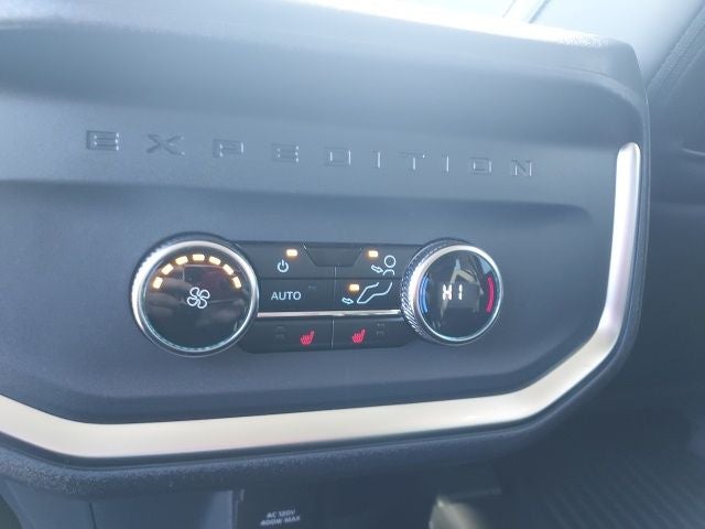 2026 Ford Expedition Platinum®