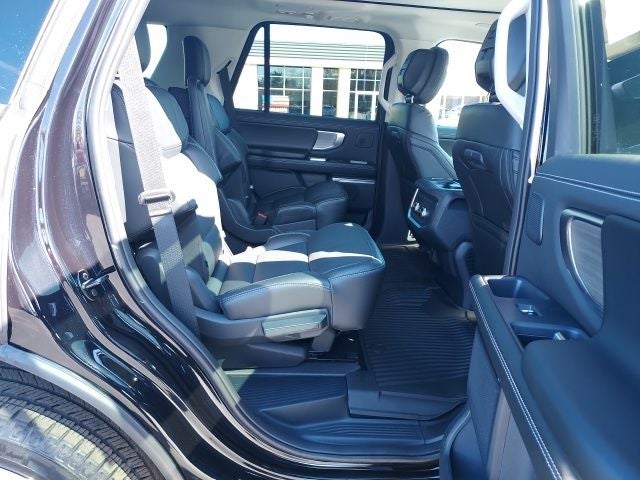 2026 Ford Expedition Platinum®