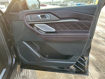 2026 Ford Explorer Platinum™