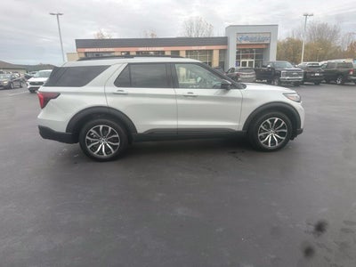 2027 Ford Explorer ST-Line