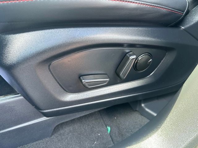 2027 Ford Explorer 4-Door 4DR 4WD ST-LINE