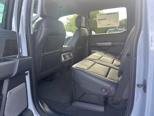 2027 Ford Super Duty F-250® Lariat®