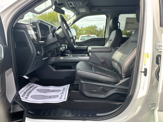 2027 Ford Super Duty F-350® Lariat®