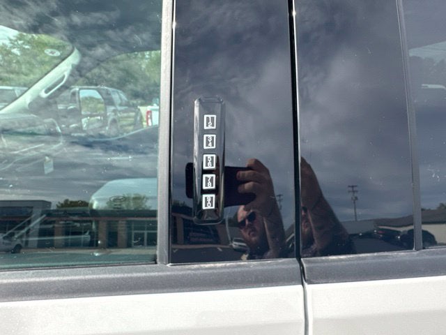 2027 Ford Super Duty F-350® Lariat®