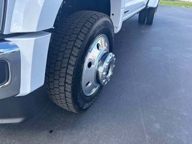 2027 Ford F-450SD Lariat DRW