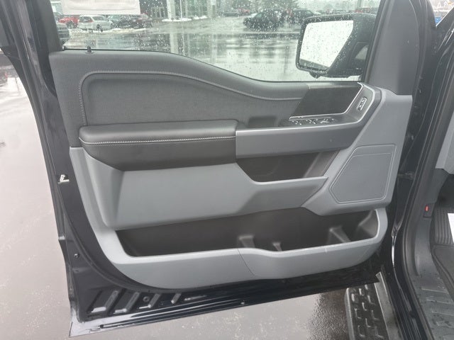 2025 Ford F-150 Lightning XLT