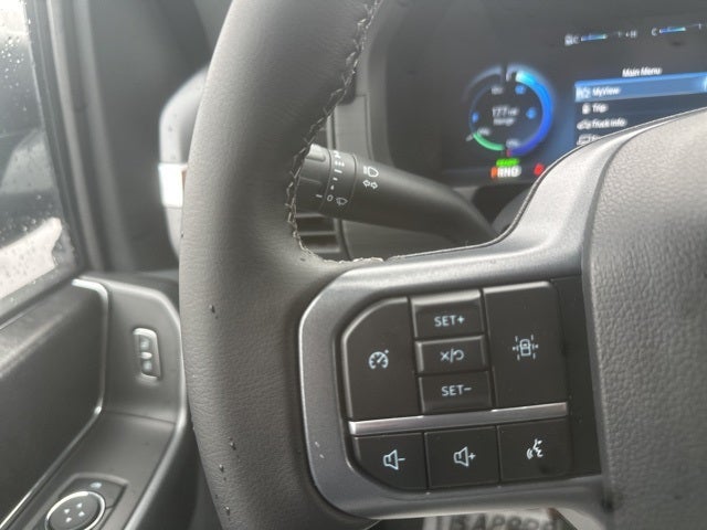 2025 Ford F-150 Lightning XLT