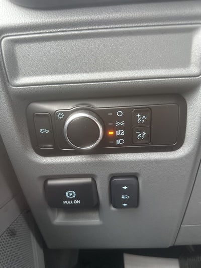 2025 Ford F-150 Lightning XLT