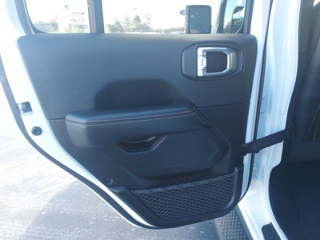 2023 Jeep Wrangler Altitude