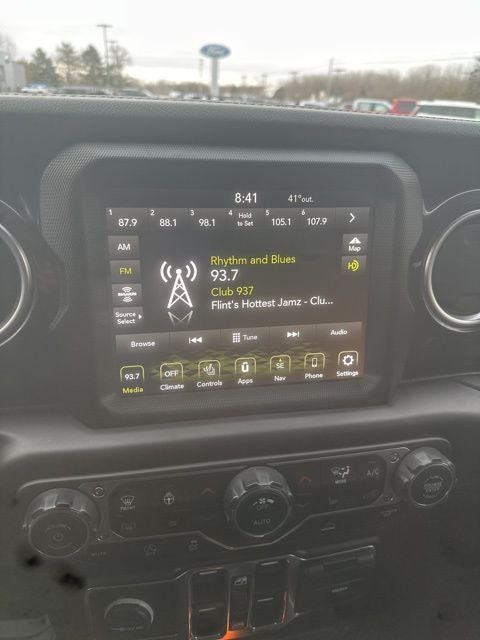 2023 Jeep Wrangler Altitude