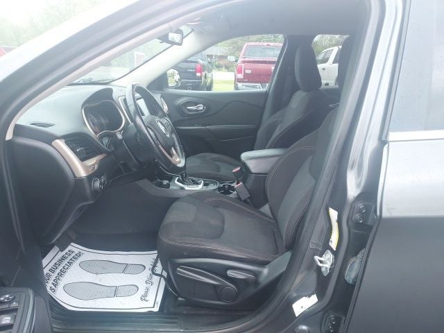 2017 Jeep Cherokee Latitude