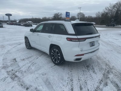 2022 Jeep Grand Cherokee Overland