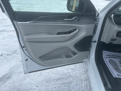 2022 Jeep Grand Cherokee Overland