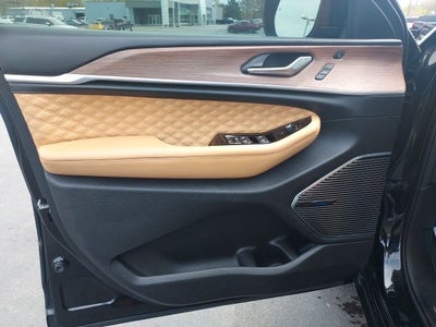 2022 Jeep Grand Cherokee Summit