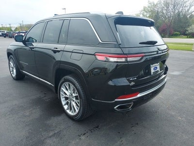 2022 Jeep Grand Cherokee Summit