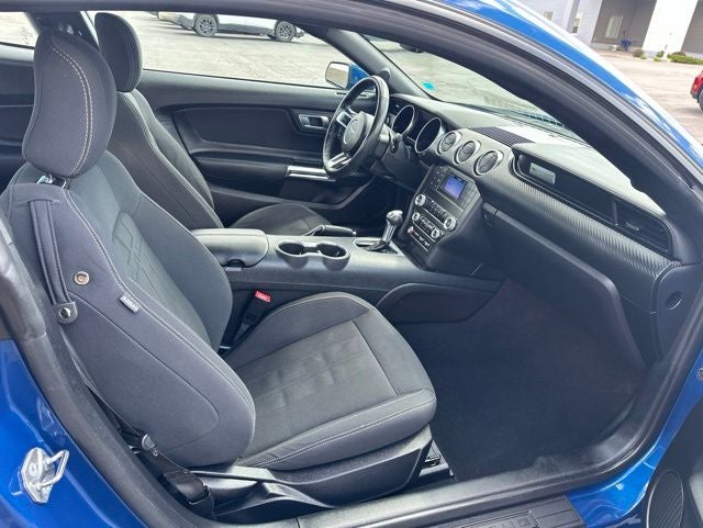 2022 Ford Mustang EcoBoost