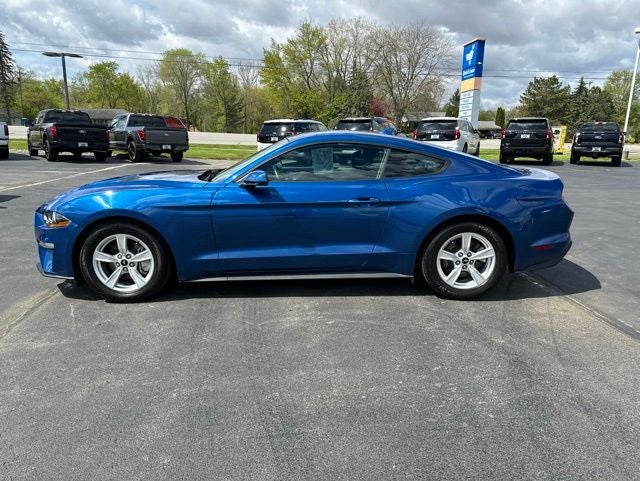 2022 Ford Mustang EcoBoost