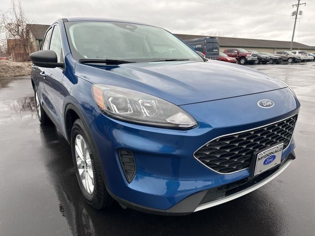 2022 Ford Escape Hybrid SE