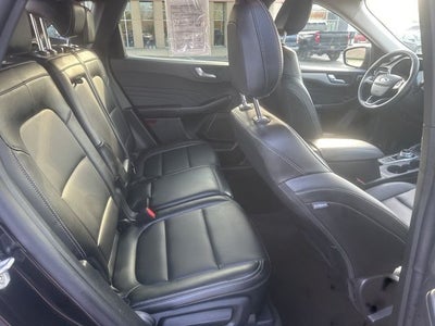 2025 Ford Escape Platinum
