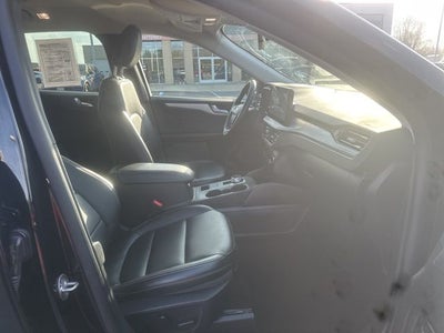 2025 Ford Escape Platinum