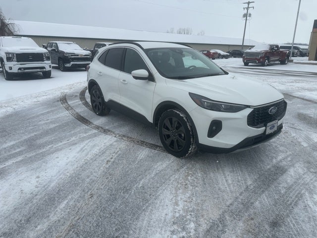 2024 Ford Escape Platinum