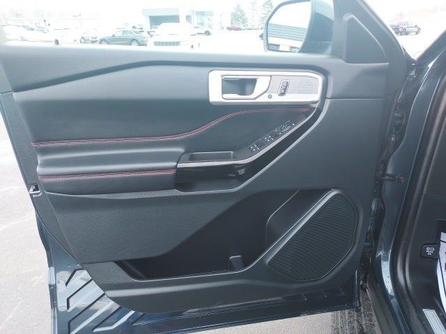 2024 Ford Explorer ST-Line