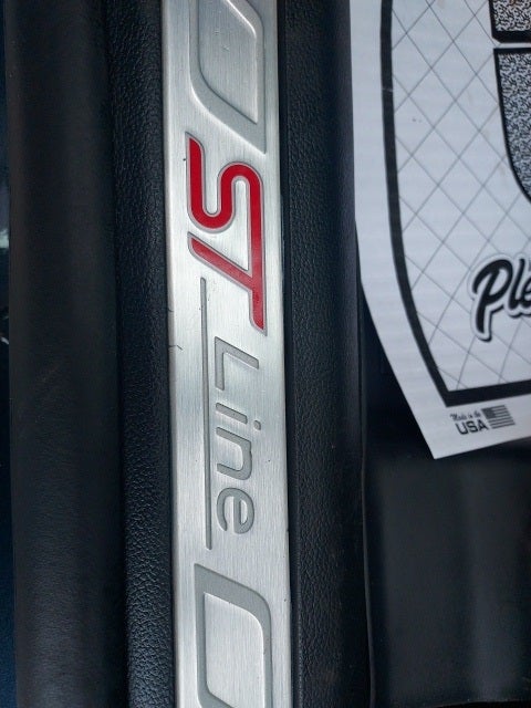 2024 Ford Explorer ST-Line