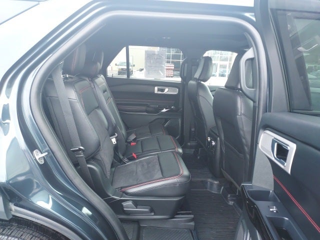 2024 Ford Explorer ST-Line