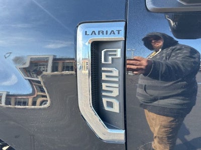2022 Ford F-250SD Lariat