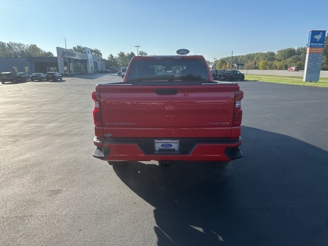 2023 Chevrolet Silverado 1500 Custom