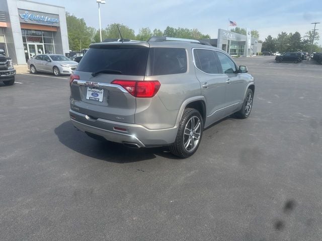 2019 GMC Acadia Denali