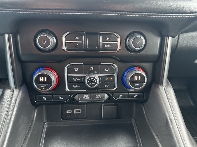 2022 Chevrolet Suburban LT