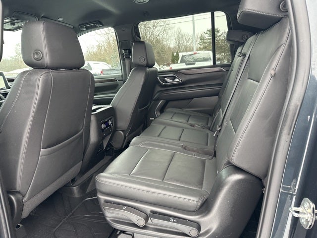 2022 Chevrolet Suburban LT