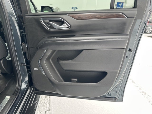 2022 Chevrolet Suburban LT