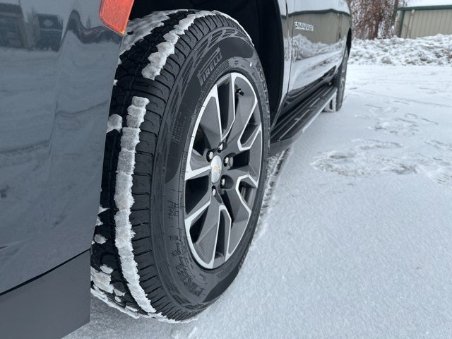 2022 Chevrolet Suburban LT