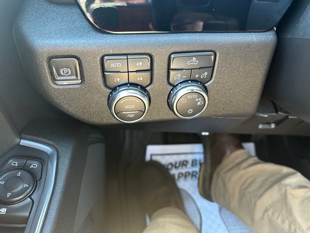 2024 GMC Sierra 1500 SLE
