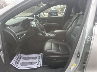 2020 Cadillac XT4 Premium Luxury