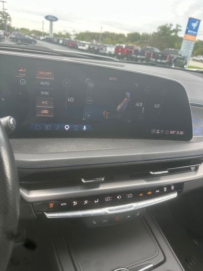2024 Cadillac XT4 Sport