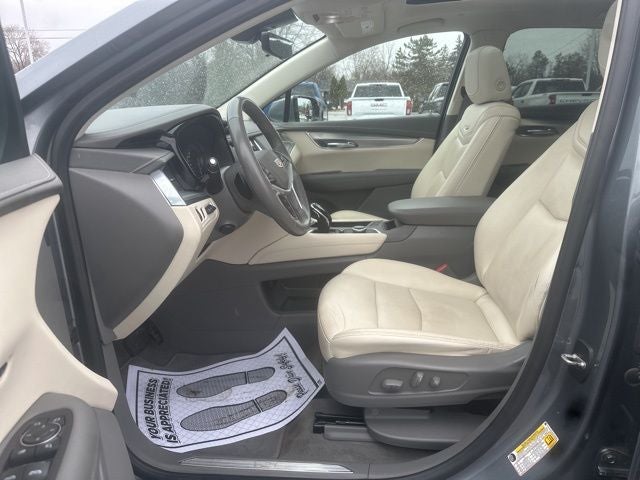 2021 Cadillac XT5 Premium Luxury