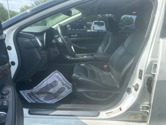 2017 Nissan Maxima Platinum