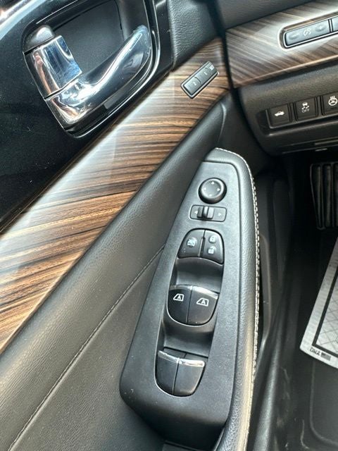 2017 Nissan Maxima Platinum
