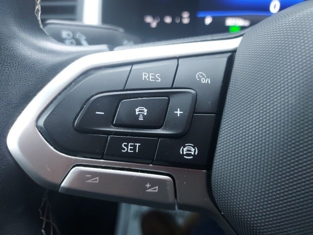 2022 Volkswagen Atlas Cross Sport 3.6L V6 SE w/Technology