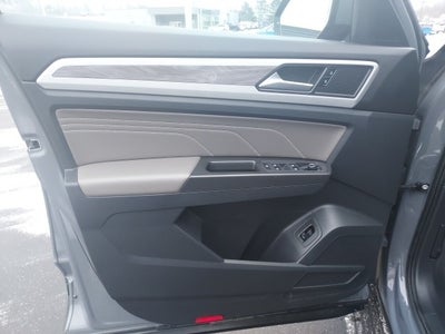 2022 Volkswagen Atlas Cross Sport 3.6L V6 SE w/Technology