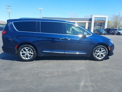 2018 Chrysler Pacifica Limited