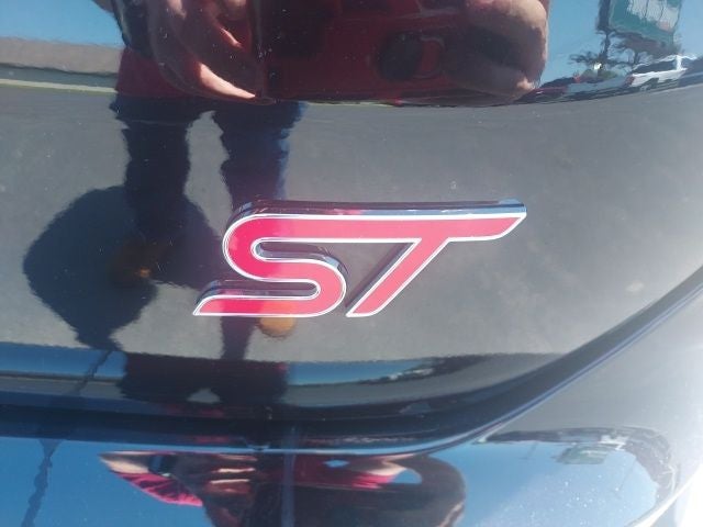 2023 Ford Edge ST