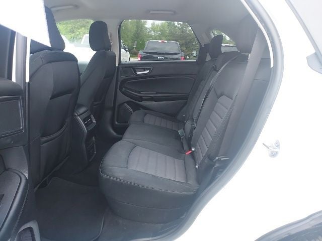 2020 Ford Edge SE